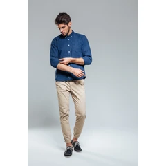 Calça Masculina Fresco Clothing Casual Bege Chino Corte Reto em Algodão-Linho com Zíper Reforçado